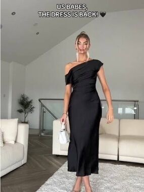 Hello Molly Black One-Shoulder Midi Dress